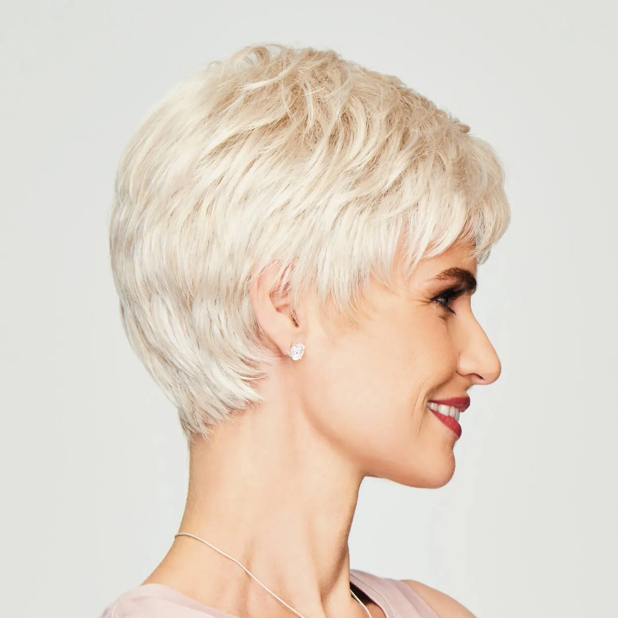 Winner Large by Raquel Welch (Basic Cap Wig)