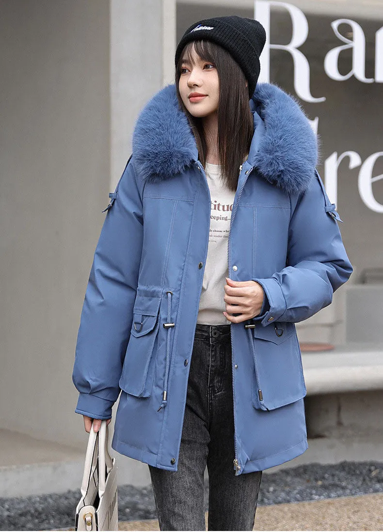 Women's Windproof Parka Featuring Easy-to-Clean Stain-Resistant Material