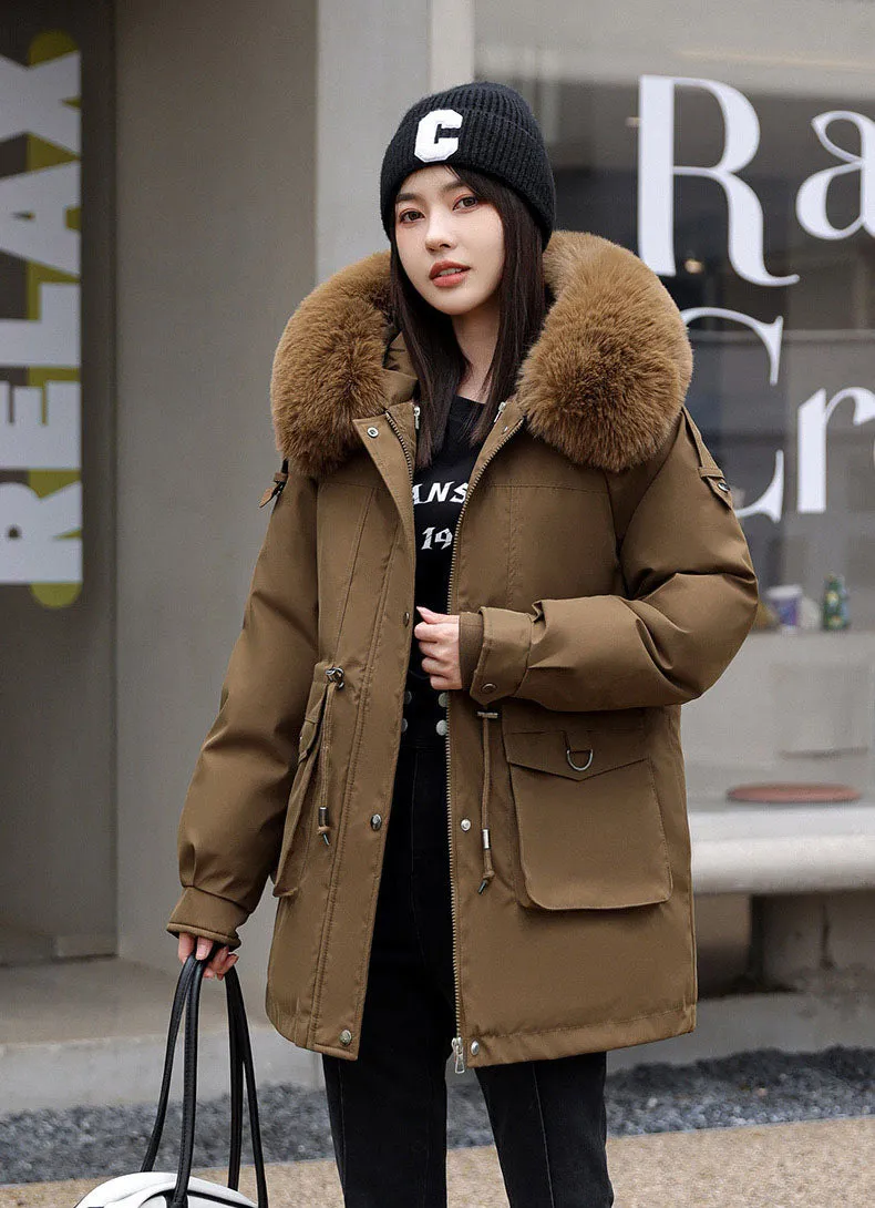 Women's Windproof Parka Featuring Easy-to-Clean Stain-Resistant Material