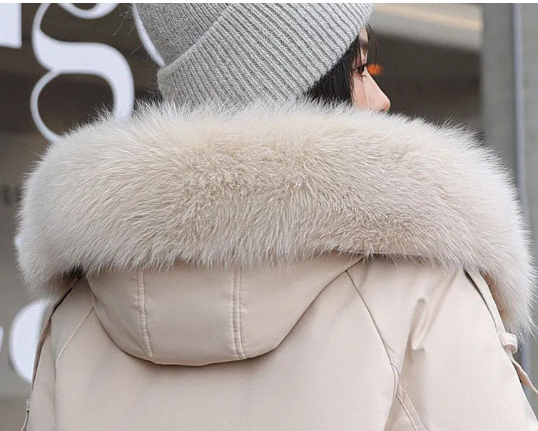 Women's Windproof Parka Featuring Easy-to-Clean Stain-Resistant Material